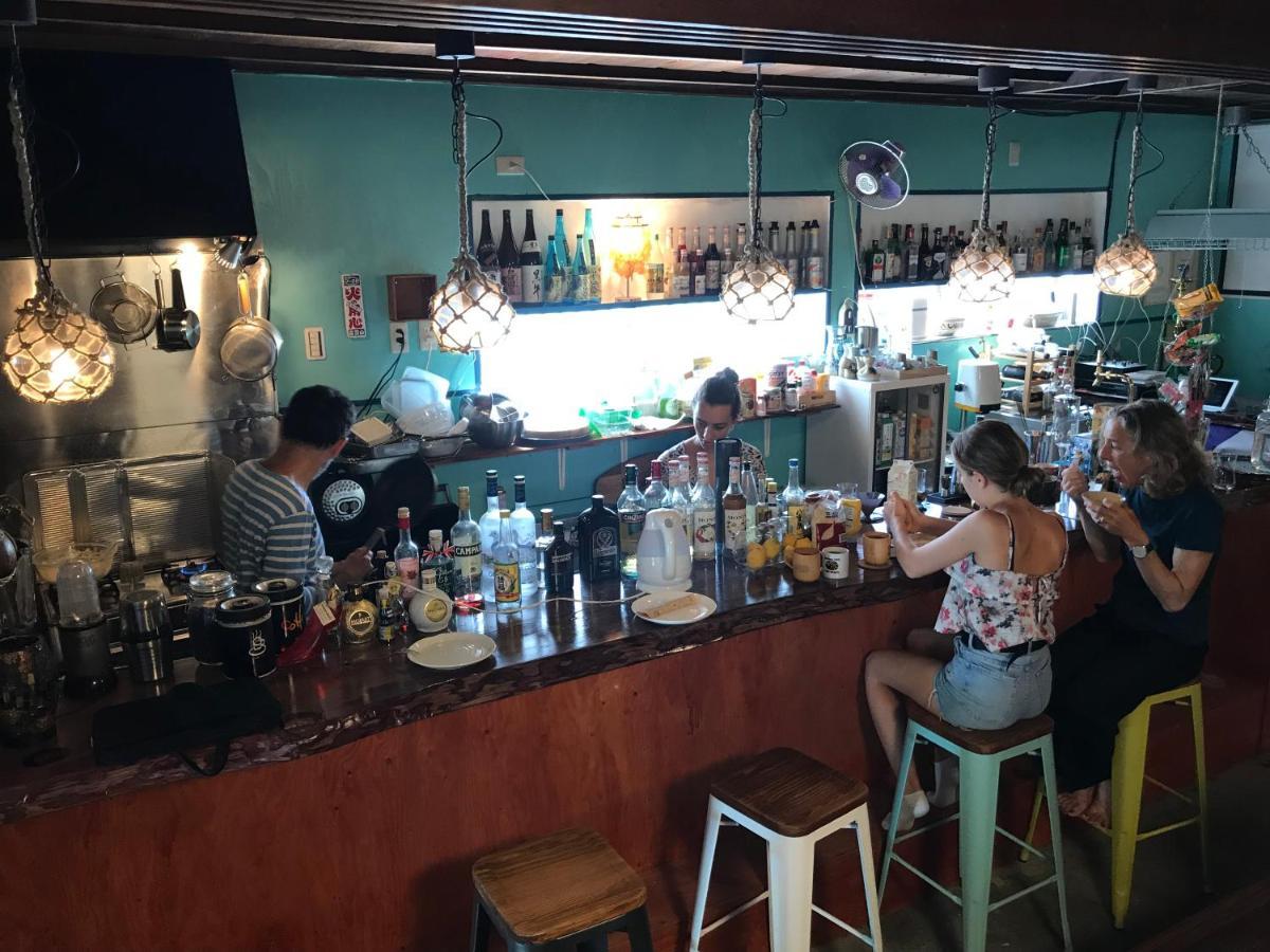 Homestay & Bar Diamond Head *